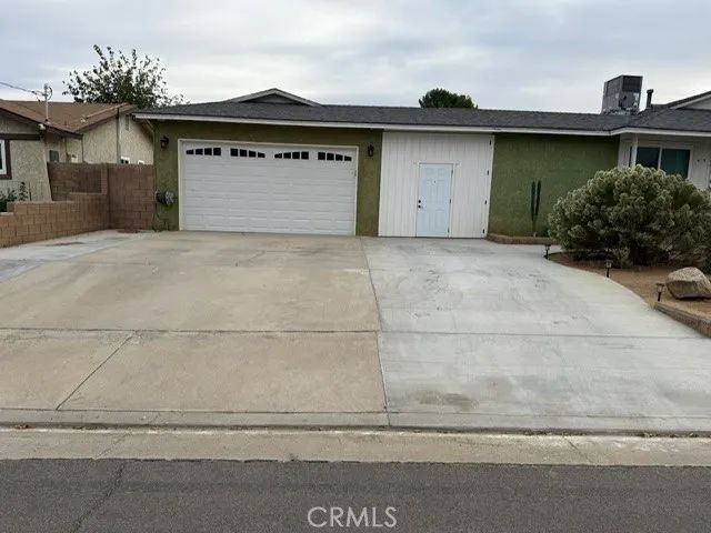 4552 W Avenue L12, Lancaster, CA 93536