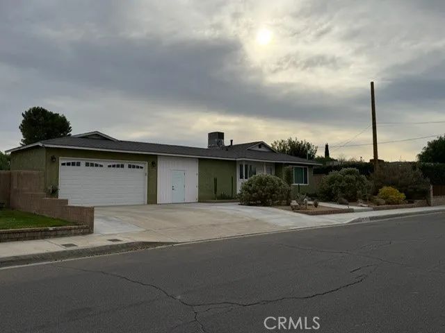 4552 W Avenue L12, Lancaster, CA 93536