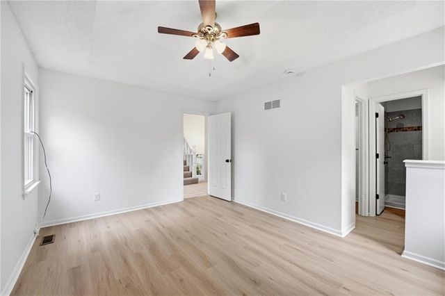 2004 E 144th Terrace, Olathe, KS 66062