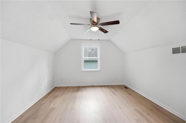 2004 E 144th Terrace, Olathe, KS 66062