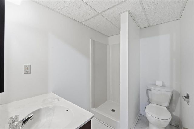 2004 E 144th Terrace, Olathe, KS 66062