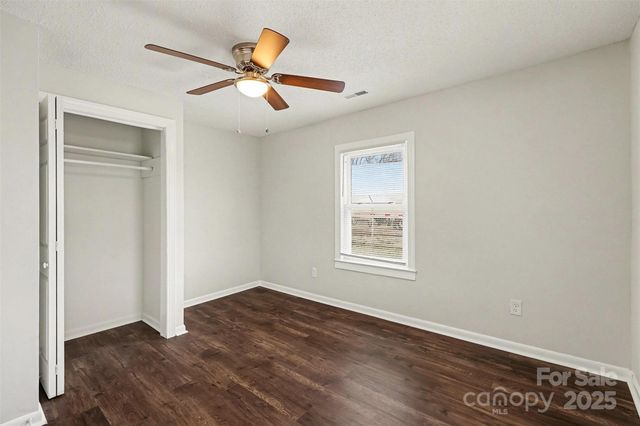 1627 Warren Avenue, Gastonia, NC 28054