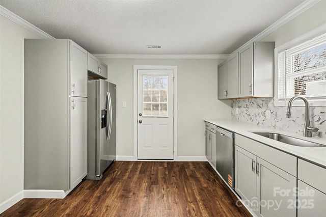 1627 Warren Avenue, Gastonia, NC 28054