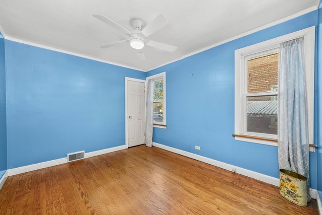 13115 S Escanaba Avenue, Chicago, IL 60633