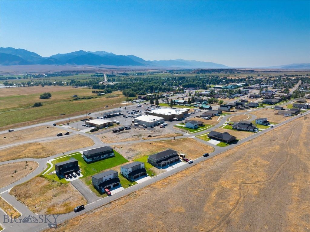 302 Vujo, Ennis, MT 59729 photo 28