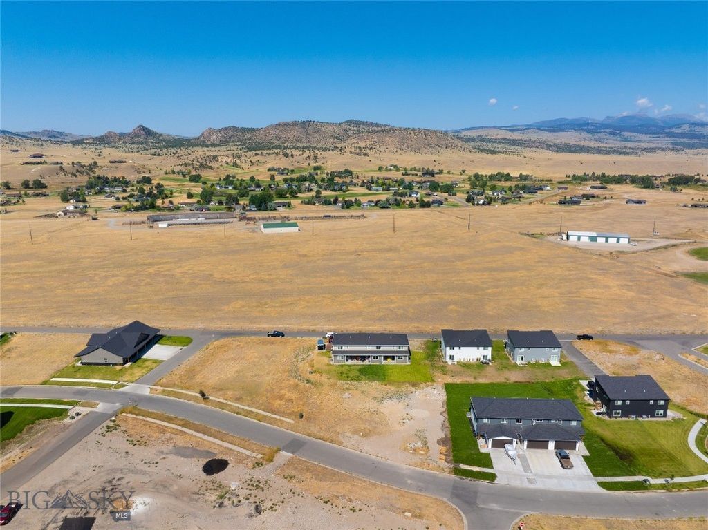 302 Vujo, Ennis, MT 59729 photo 31