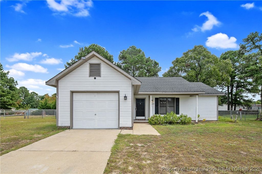 4583 Pennystone Drive, Fayetteville, NC 28306