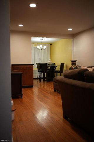 154 Boyden Avenue, Maplewood Twp., NJ 07040