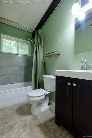 1705 S Carlson Street, Westland, MI 48186