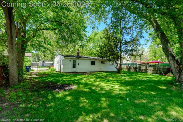 1705 S Carlson Street, Westland, MI 48186