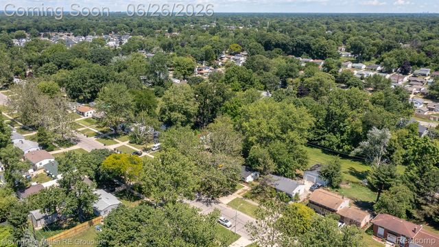 1705 S Carlson Street, Westland, MI 48186