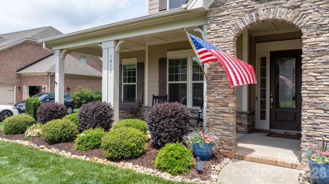 1013 Torrens Drive, Wesley Chapel, NC 28110