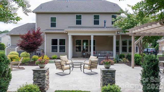 1013 Torrens Drive, Wesley Chapel, NC 28110