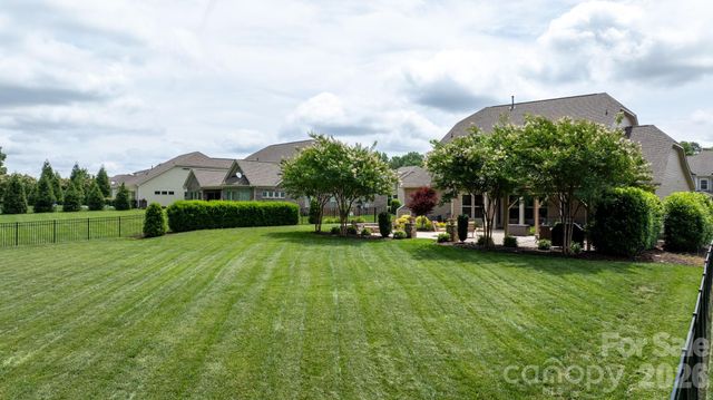 1013 Torrens Drive, Wesley Chapel, NC 28110