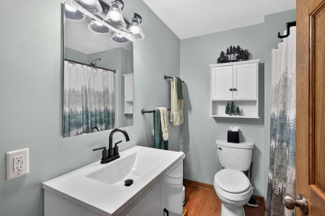 7381 Leonard Avenue, Lino Lakes, MN 55014