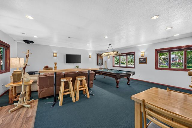 7381 Leonard Avenue, Lino Lakes, MN 55014