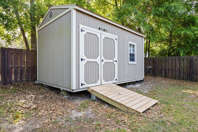 116 Lavender Drive, Ocean Springs, MS 39564