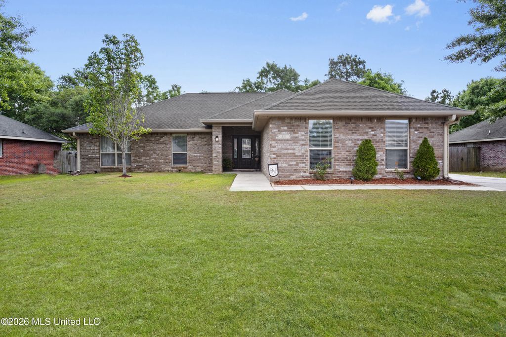 116 Lavender Drive, Ocean Springs, MS 39564
