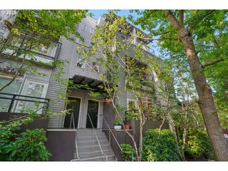 2327 Nw NORTHRUP St 7, Portland, OR 97210