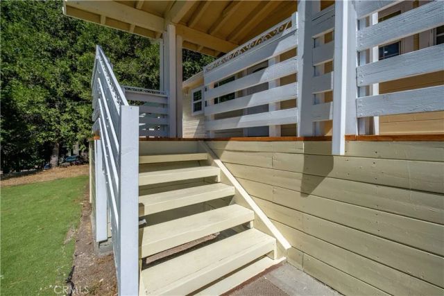 23882 Skyland Drive, Crestline, CA 92325