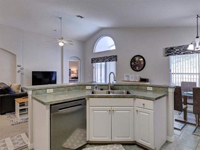 757 BALMORAL DRIVE, Davenport, FL 33896
