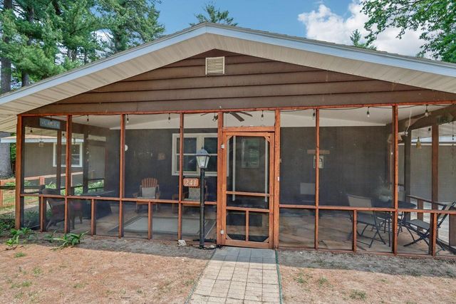 241 Mariealain Drive, Wisconsin Dells, WI 53965