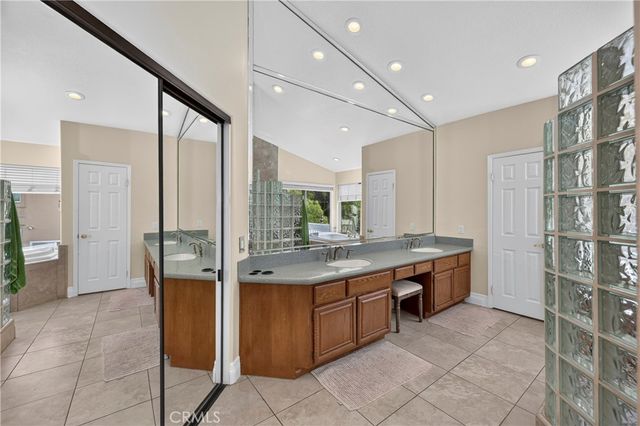 4755 Stirlingbridge, Yorba Linda, CA 92887