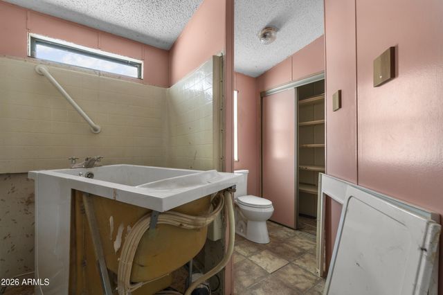 7985 W CABALLERO Circle, Arizona City, AZ 85123