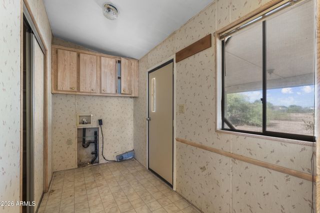 7985 W CABALLERO Circle, Arizona City, AZ 85123