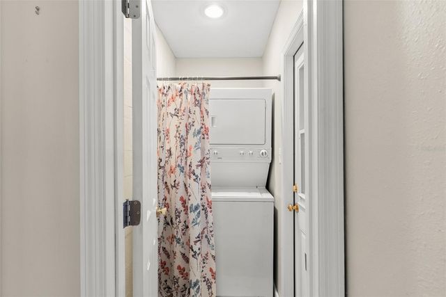 7861 38TH TERRACE N, St Petersburg, FL 33709