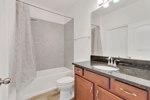 10466 SIDDINGTON DRIVE, Orlando, FL 32832