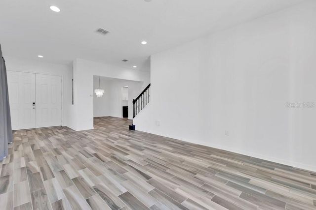 10466 SIDDINGTON DRIVE, Orlando, FL 32832