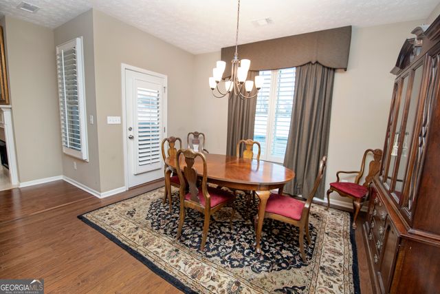 204 Dixie Creek Drive, Lagrange, GA 30240