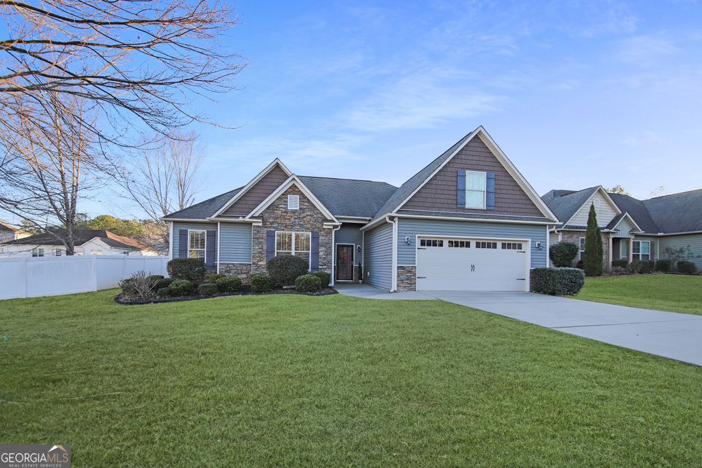 204 Dixie Creek Drive, Lagrange, GA 30240