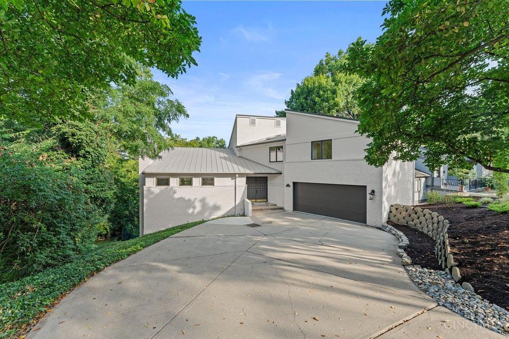 436 Flinn Avenue, Cincinnati, OH 45226