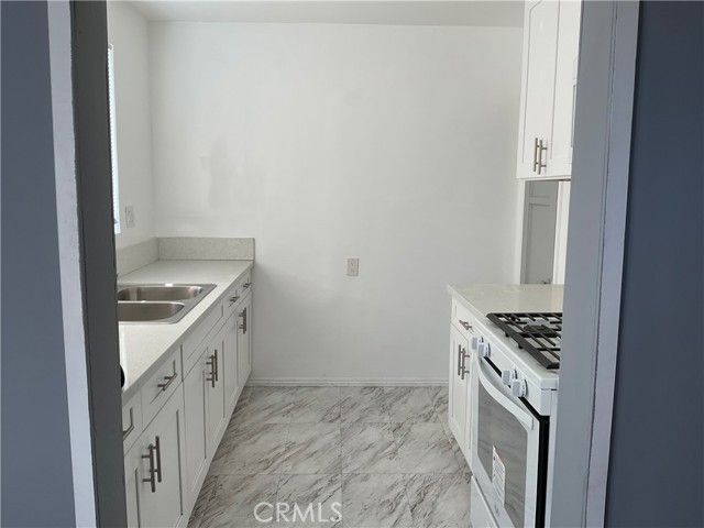 961 W 47th Street, Los Angeles, CA 90037