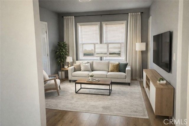 961 W 47th Street, Los Angeles, CA 90037