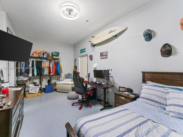 11932 SW 253rd St, Homestead, FL 33032