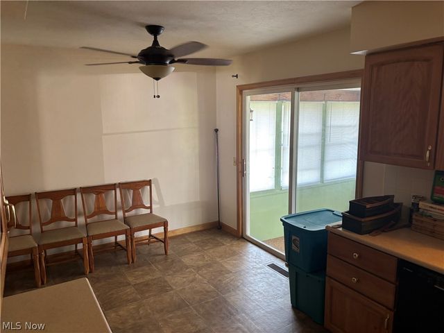 8597 Elmfield Street NW, Canal Fulton, OH 44614