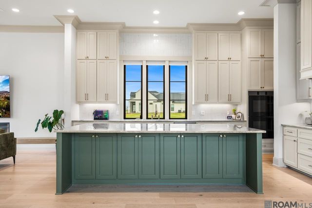 13708 Wild Canary Dr, Baton Rouge, LA 70810