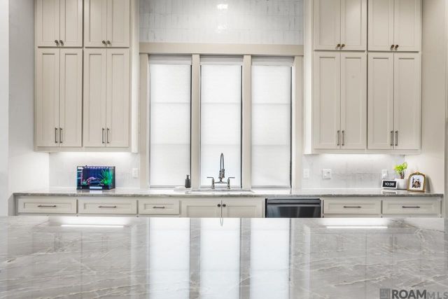 13708 Wild Canary Dr, Baton Rouge, LA 70810