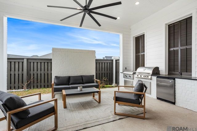 13708 Wild Canary Dr, Baton Rouge, LA 70810