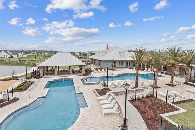 13708 Wild Canary Dr, Baton Rouge, LA 70810