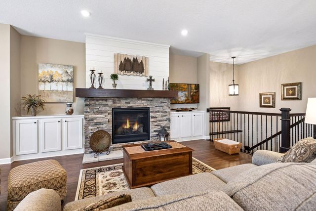 13687 Wildflower Way NE, Prior Lake, MN 55372