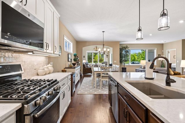 13687 Wildflower Way NE, Prior Lake, MN 55372