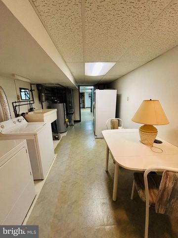 1507 W SHUNK ST, Philadelphia, PA 19145