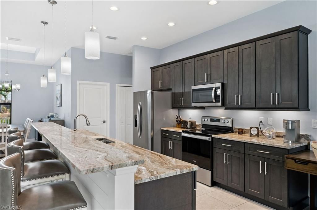 534 SE 1st TER, CAPE CORAL, FL 33990 — photo 4