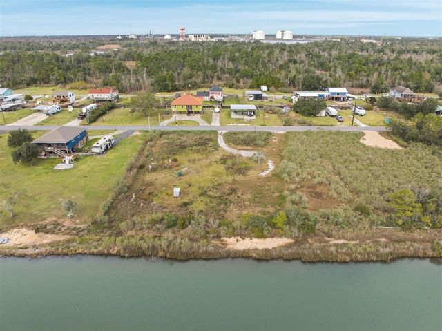 3901 Airhart Road, Lake Charles, LA 70605