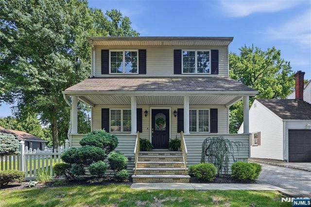 442 Riverview Drive, Totowa, NJ 07512