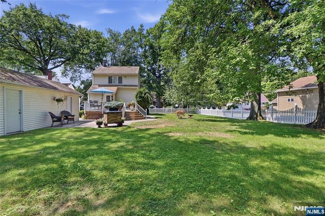 442 Riverview Drive, Totowa, NJ 07512